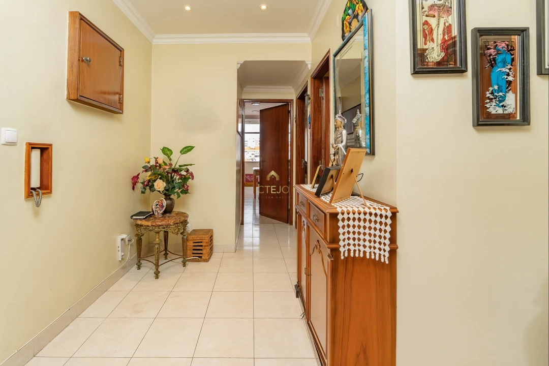 Apartamento T3 para Venda em Odivelas Foto 9
