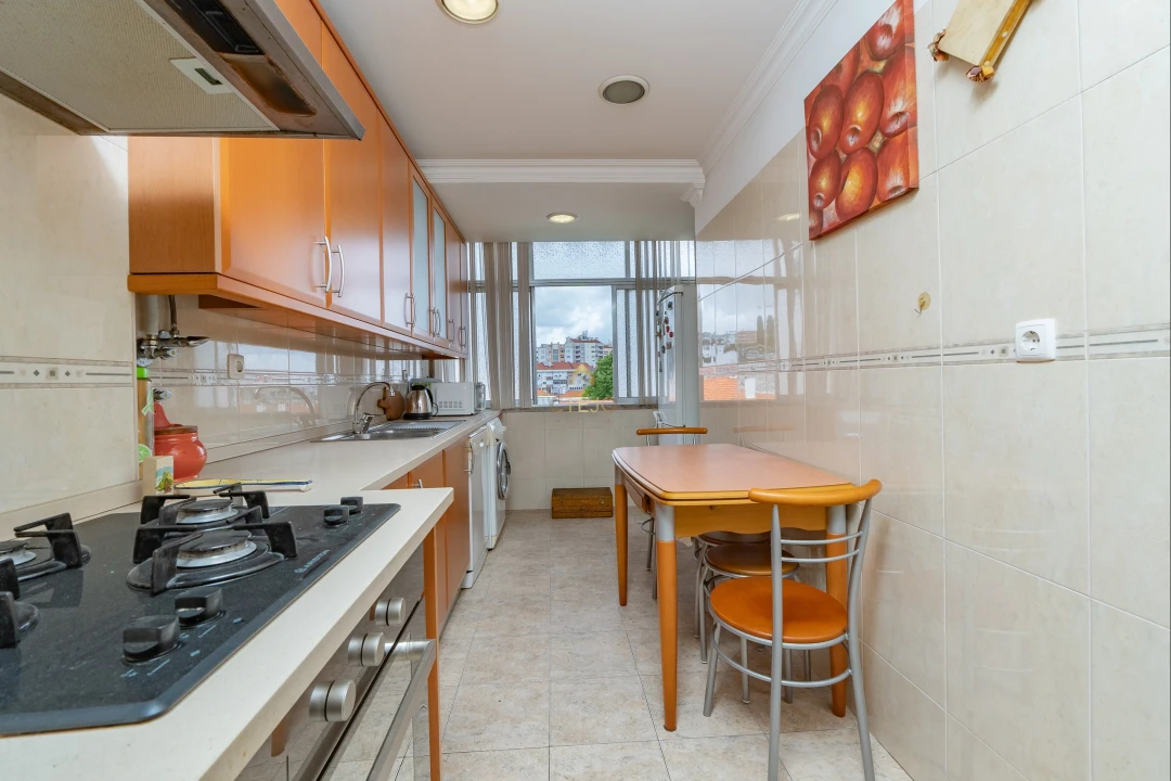 Apartamento T3 para Venda em Odivelas Foto 14