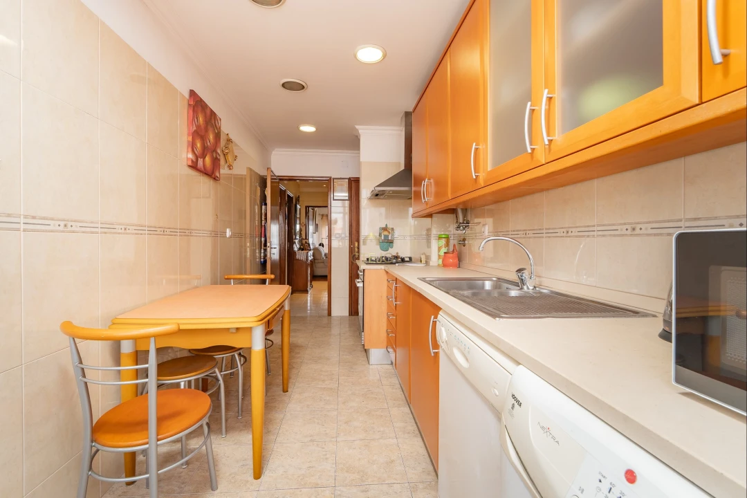 Apartamento T3 para Venda em Odivelas Foto 16