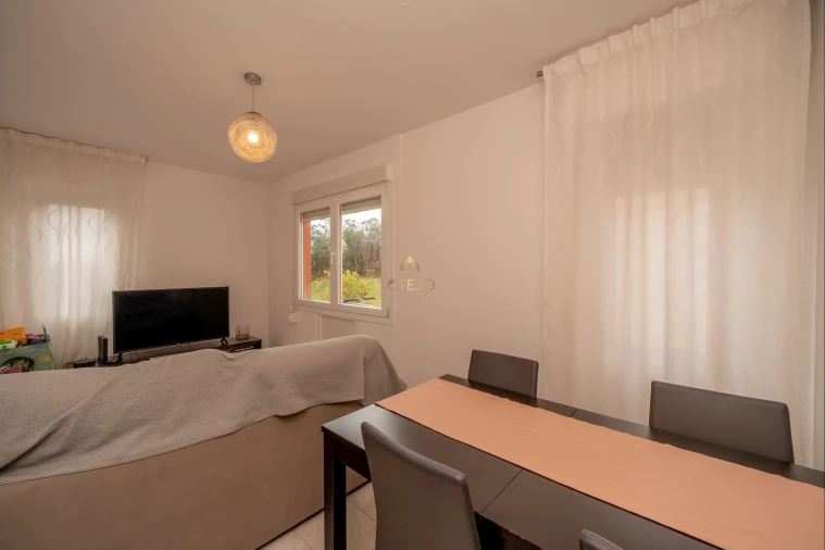 Apartamento T2 para Venda em Santo António dos Cavaleiros e Frielas Foto 16