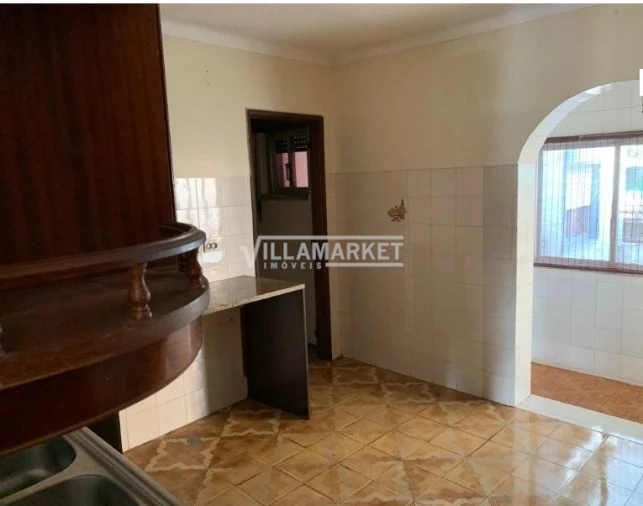 Apartamento T2 para Venda em Vila Nova da Rainha Foto 4