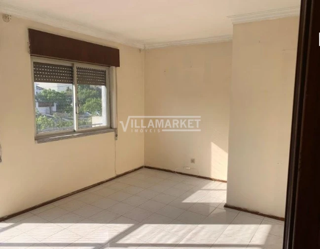 Apartamento T2 para Venda em Vila Nova da Rainha Foto 7