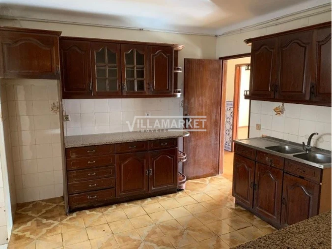 Apartamento T2 para Venda em Vila Nova da Rainha Foto 3