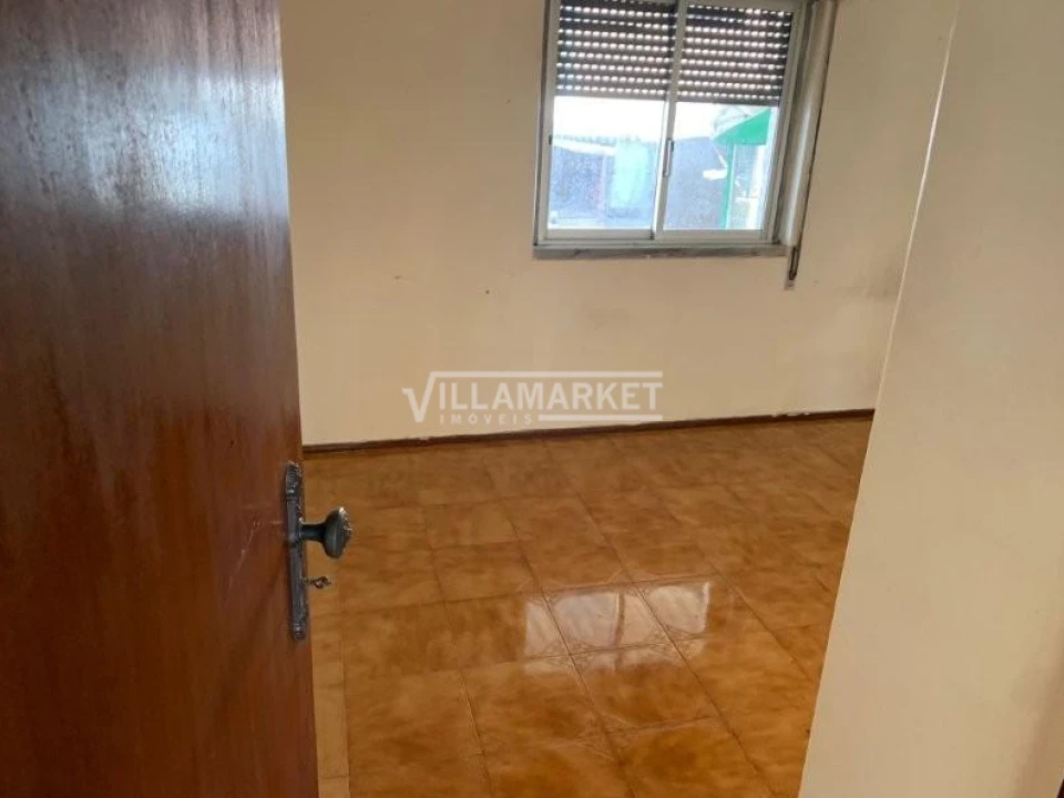 Apartamento T2 para Venda em Vila Nova da Rainha Foto 11