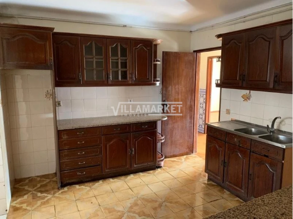 Apartamento T2 para Venda em Vila Nova da Rainha Foto 3