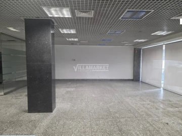 Negócio para Venda em Póvoa de Santo Adrião e Olival Basto