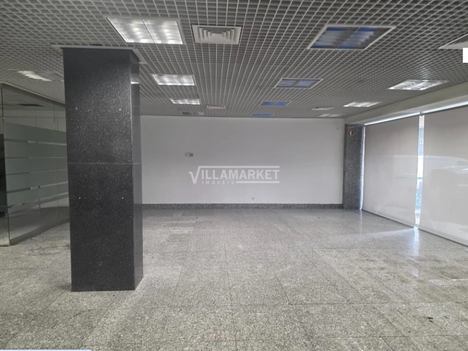 Negócio para Venda em Póvoa de Santo Adrião e Olival Basto Foto 2