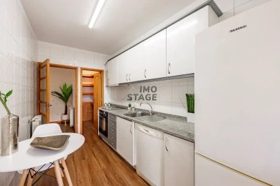 Apartamento T2 para Venda em Santo Tirso, Couto (Santa Cristina e São Miguel) e Burgães