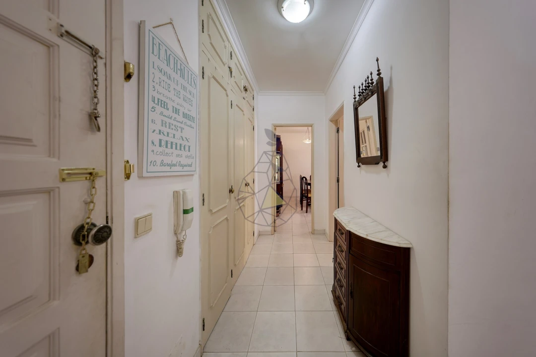 Apartamento T1 para Venda em Quarteira Foto 13
