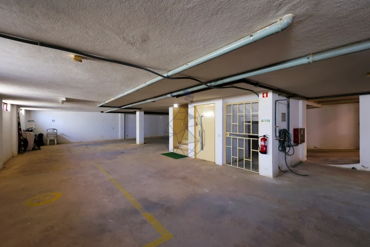 Apartamento T1 para Venda em Quarteira Foto 46