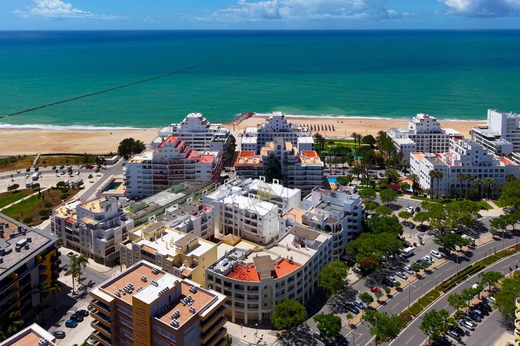 Apartamento T1 para Venda em Quarteira Foto 53