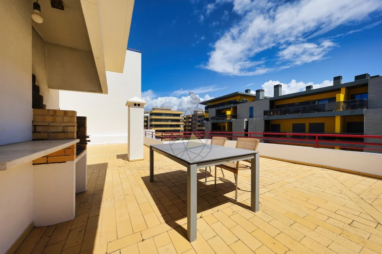 Apartamento T1 para Venda em Quarteira Foto 32