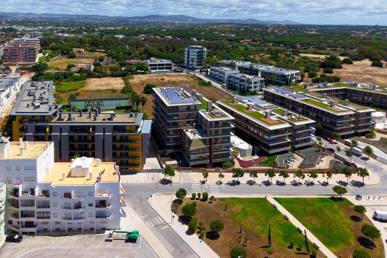 Apartamento T1 para Venda em Quarteira Foto 52