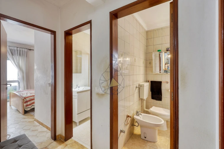 Apartamento T3 para Venda em Portimão Foto 22
