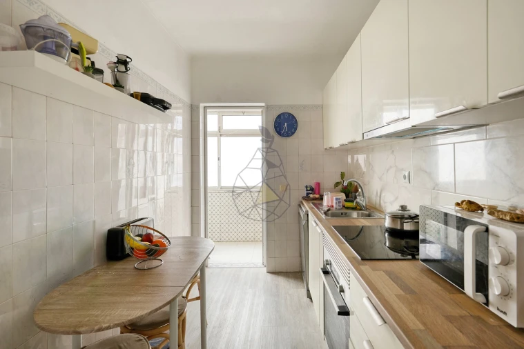 Apartamento T3 para Venda em Portimão Foto 10