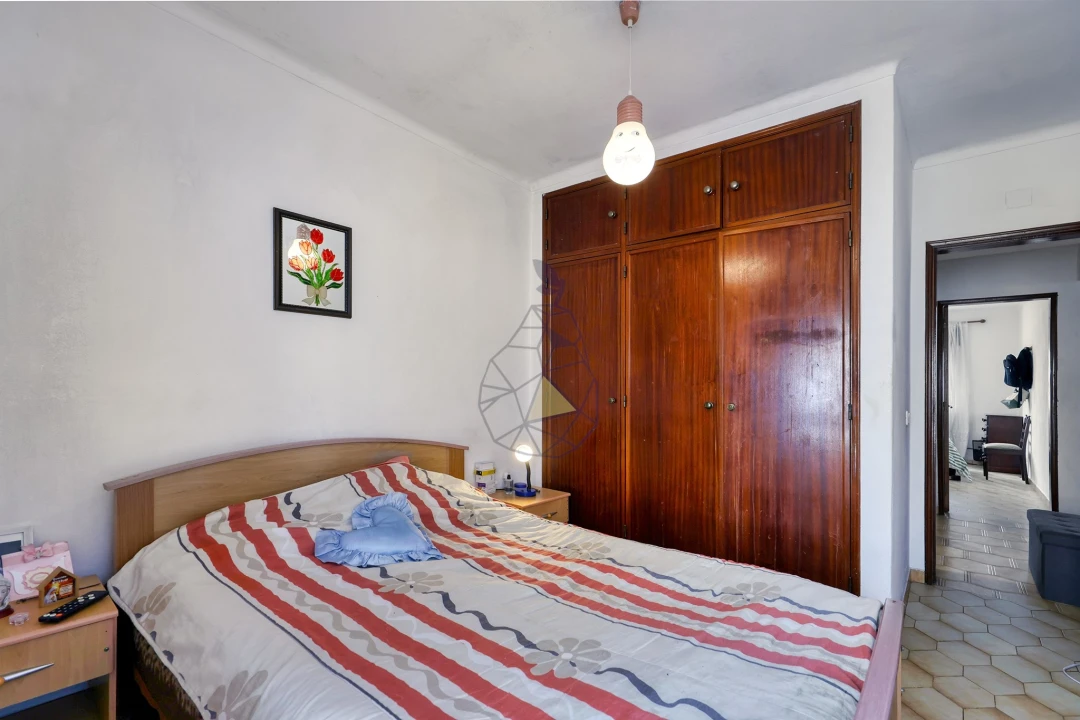 Apartamento T3 para Venda em Portimão Foto 32