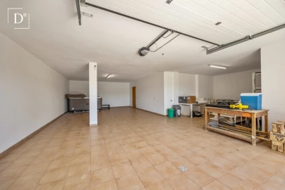 Moradia T4 para Venda em Lagos (São Sebastião e Santa Maria)