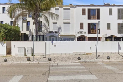 Moradia T3 para Venda em Quarteira