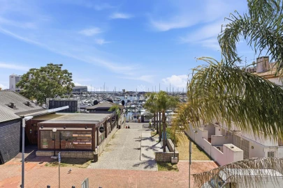 Moradia T3 para Venda em Quarteira