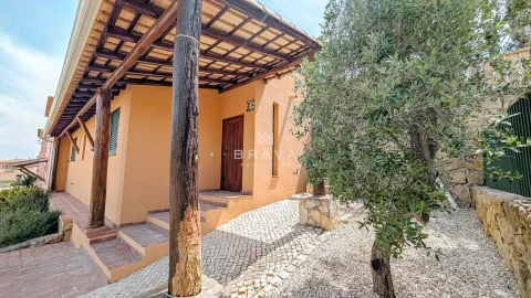 Moradia T4 para Venda em Silves