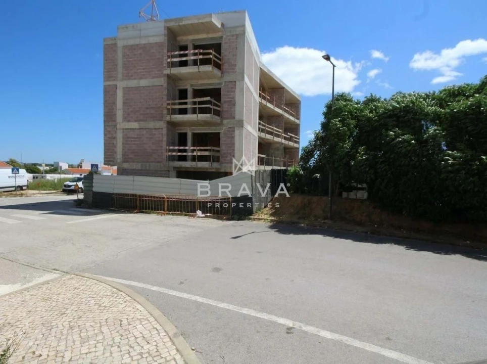Apartamento T1 para Venda em Silves Foto 5
