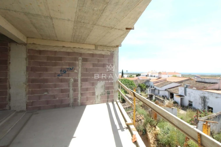 Apartamento T1 para Venda em Silves Foto 12