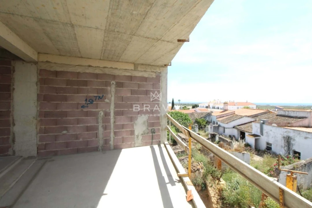 Apartamento T1 para Venda em Silves Foto 12