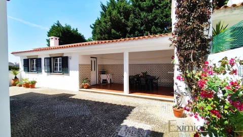 Moradia T6 para Venda em Póvoa de Varzim, Beiriz e Argivai