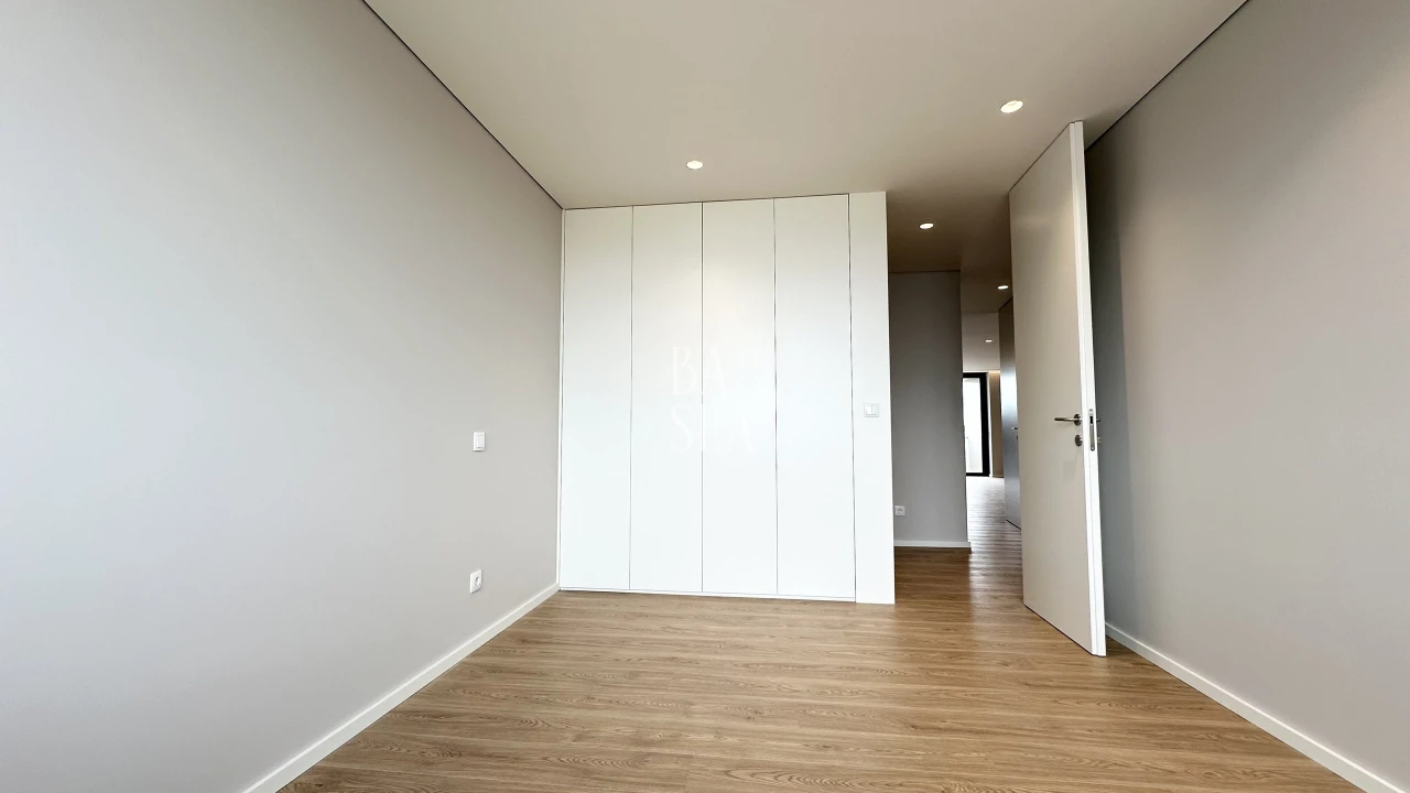 Apartamento T3 para Venda em Ferreiros e Gondizalves Foto 5