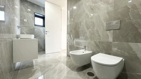 Apartamento T3 para Venda em Ferreiros e Gondizalves