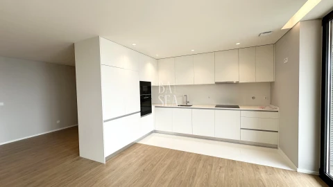 Apartamento T3 para Venda em Ferreiros e Gondizalves