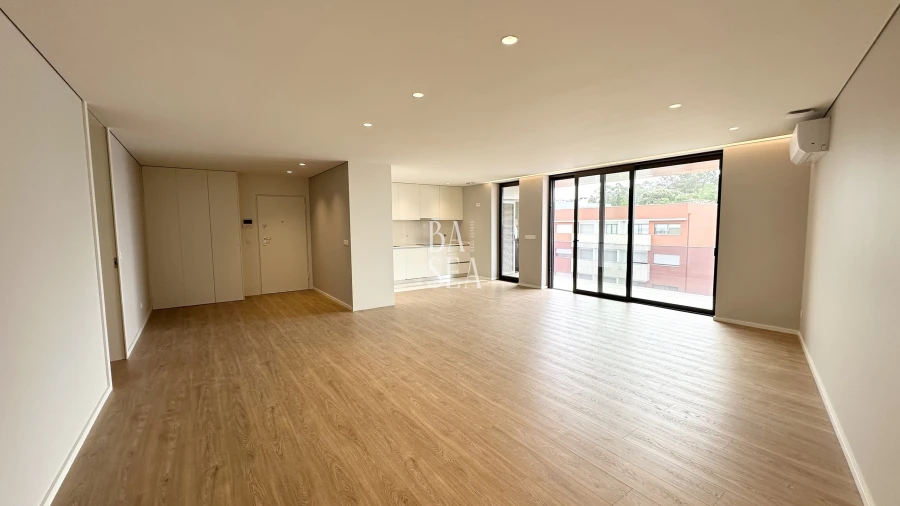 Apartamento T3 para Venda em Ferreiros e Gondizalves Planta 2