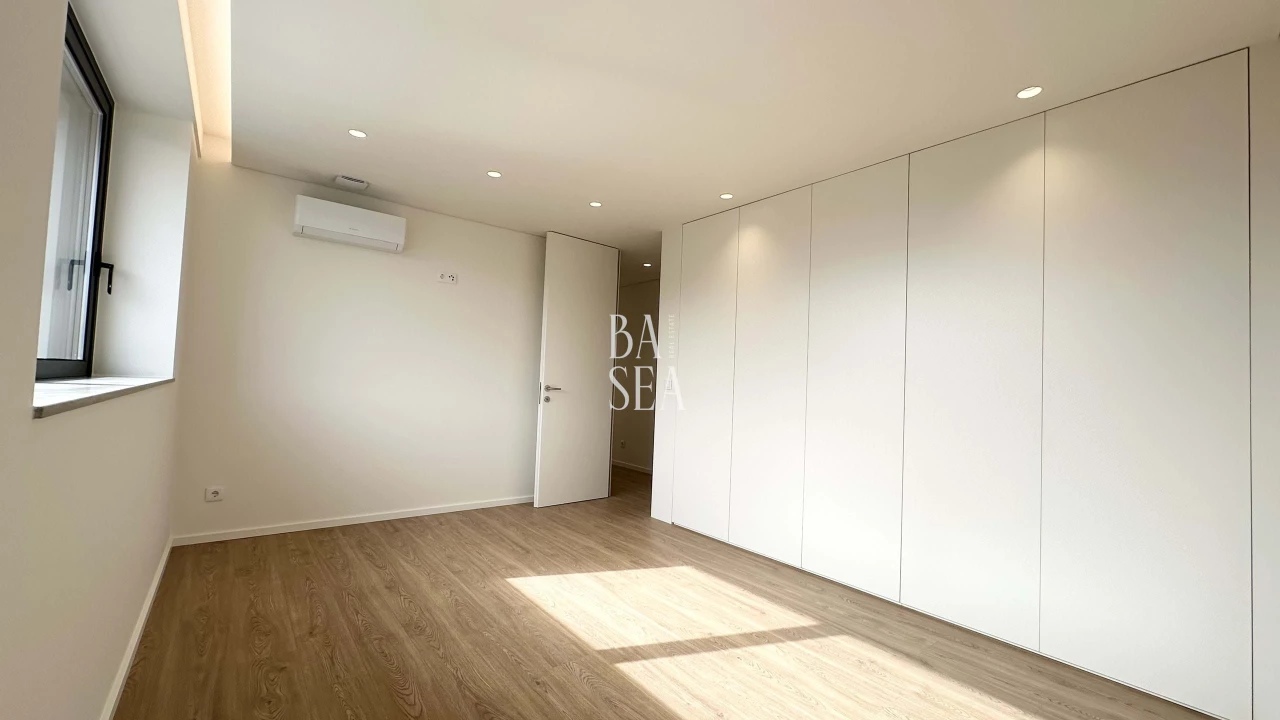 Apartamento T3 para Venda em Ferreiros e Gondizalves Foto 11