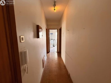 Apartamento T2 para Venda em Faro (Sé e São Pedro)