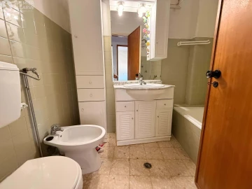 Apartamento T2 para Venda em Faro (Sé e São Pedro)