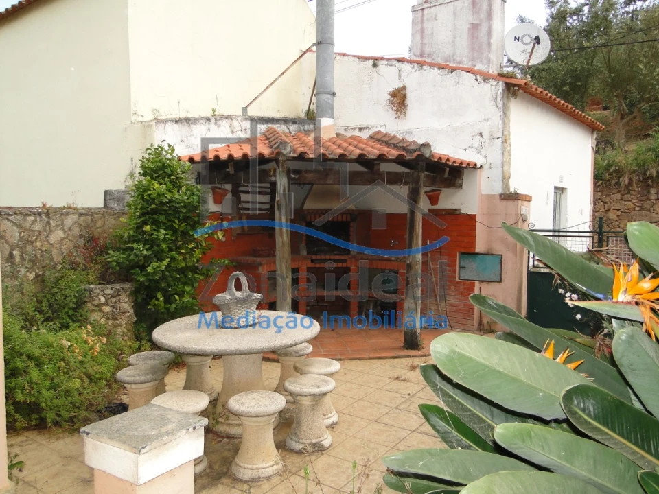 Moradia T2 para Venda em Abrigada e Cabanas de Torres Foto 10