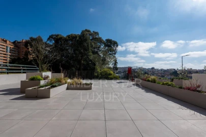 Apartamento T4 para Venda em Santa Marinha e São Pedro da Afurada