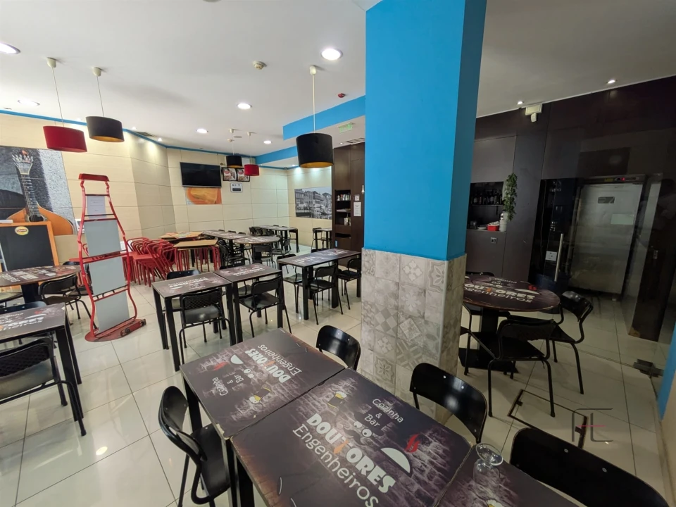 Negócio para Venda em Requeixo, Nossa Senhora de Fátima e Nariz Foto 13