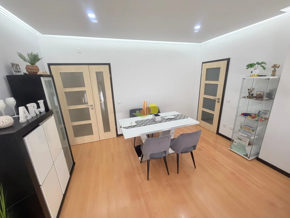 Apartamento T3 para Venda em Tavarede Foto 7