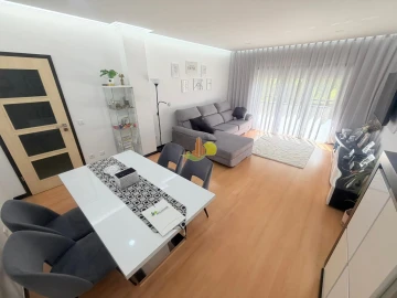 Apartamento T3 para Venda em Tavarede