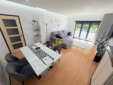 Apartamento T3 para Venda em Tavarede