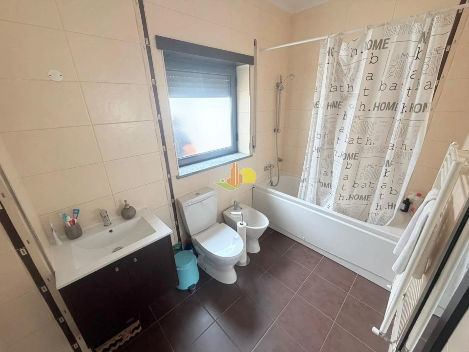 Apartamento T3 para Venda em Tavarede Foto 28