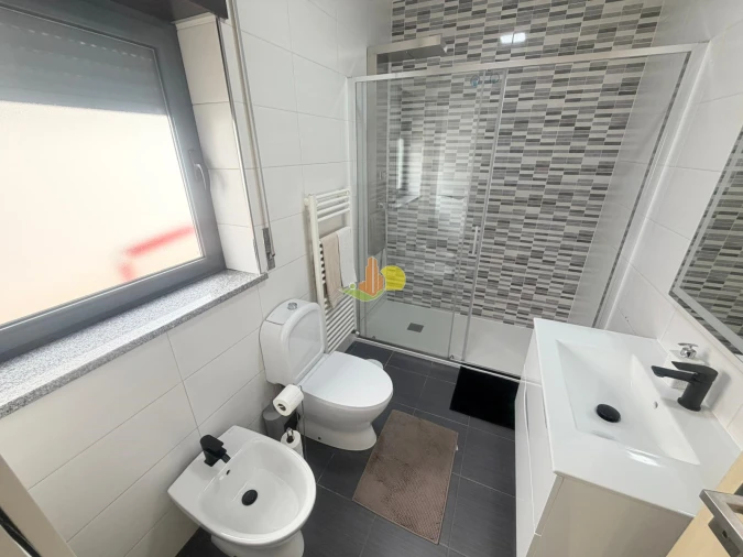 Apartamento T3 para Venda em Tavarede Foto 17