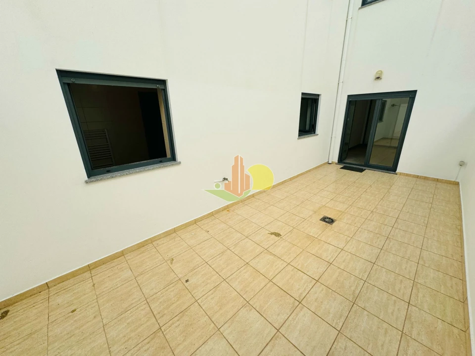Apartamento T3 para Venda em Tavarede Foto 21