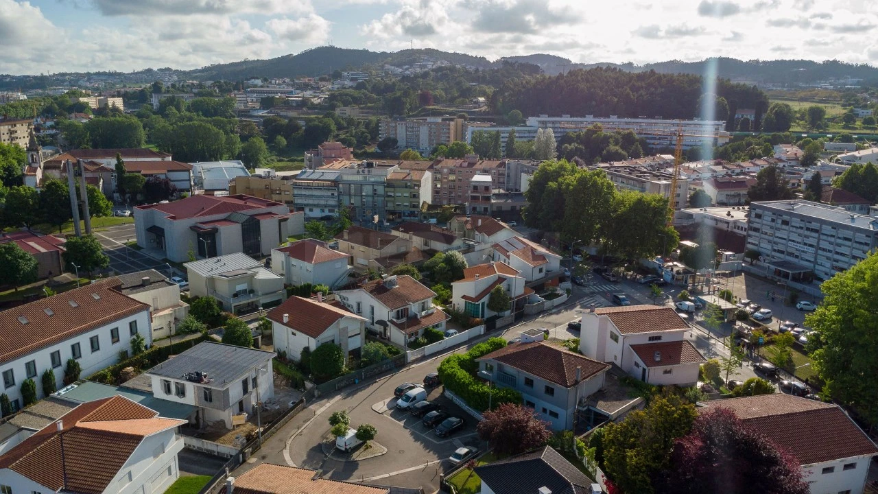 Moradia T4 para Venda em Vila Nova de Famalicão e Calendário Foto 32