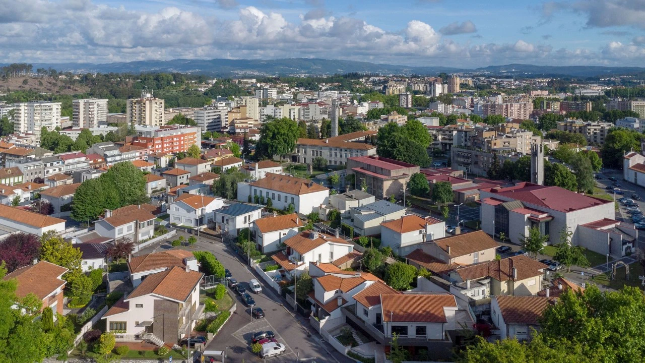 Moradia T4 para Venda em Vila Nova de Famalicão e Calendário Foto 33