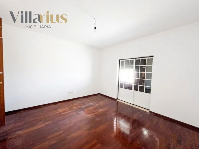 Moradia T4 para Venda em São João Baptista Foto 17