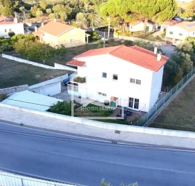 Moradia T3 para Venda em Porto de Mós - São João Baptista e São Pedro