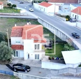 Moradia T3 para Venda em Porto de Mós - São João Baptista e São Pedro