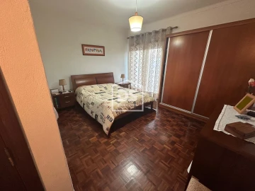 Moradia T3 para Venda em Porto de Mós - São João Baptista e São Pedro